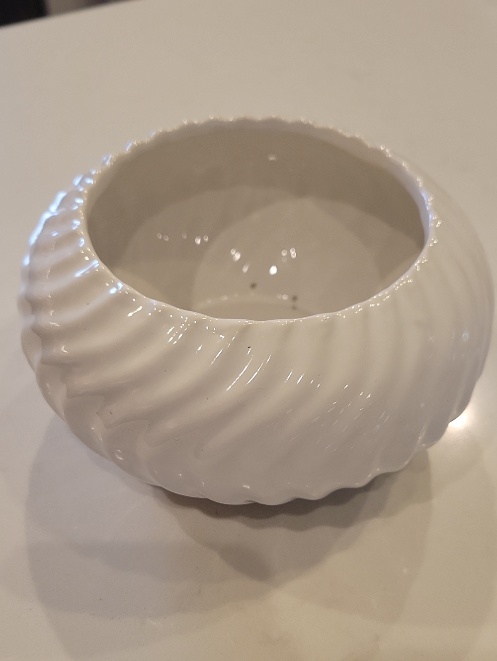 Vintage White Ceramic Flower Pot/ Planter
